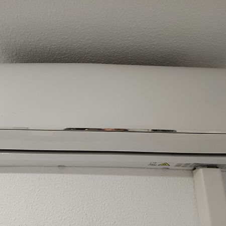 Apartamento Heroes De Sostoa Малага Екстериор снимка