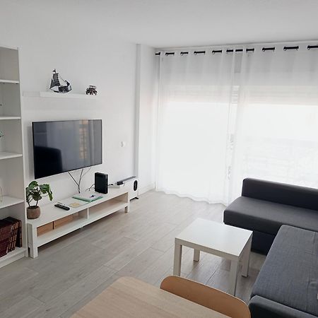 Apartamento Heroes De Sostoa Малага Екстериор снимка