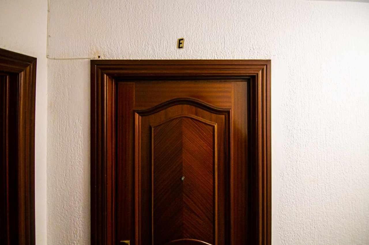 Apartamento Heroes De Sostoa Малага Екстериор снимка